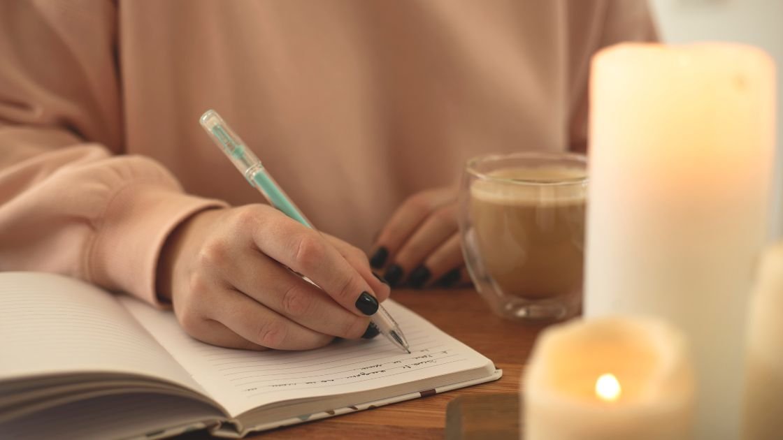 How to Create Your Dream Life With Journaling