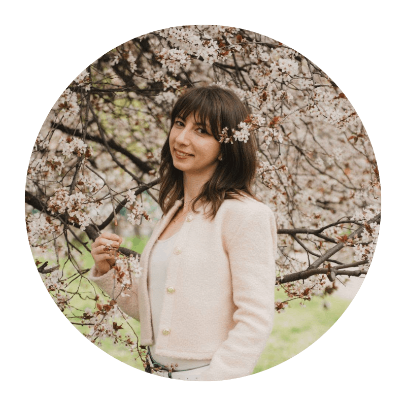 Raluca → confidence + relationships + financial improvement